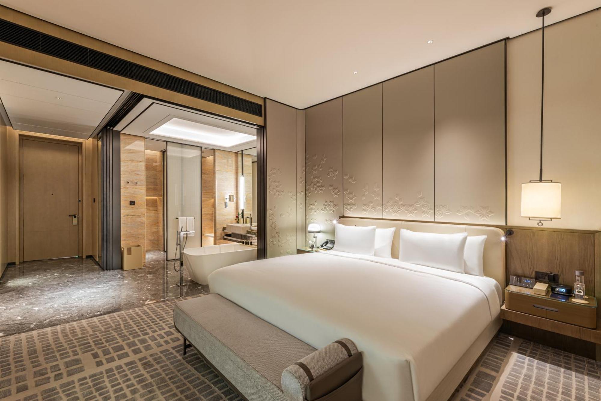 Narcissus The Royal Hotel Riyadh Ngoại thất bức ảnh Deluxe Suite